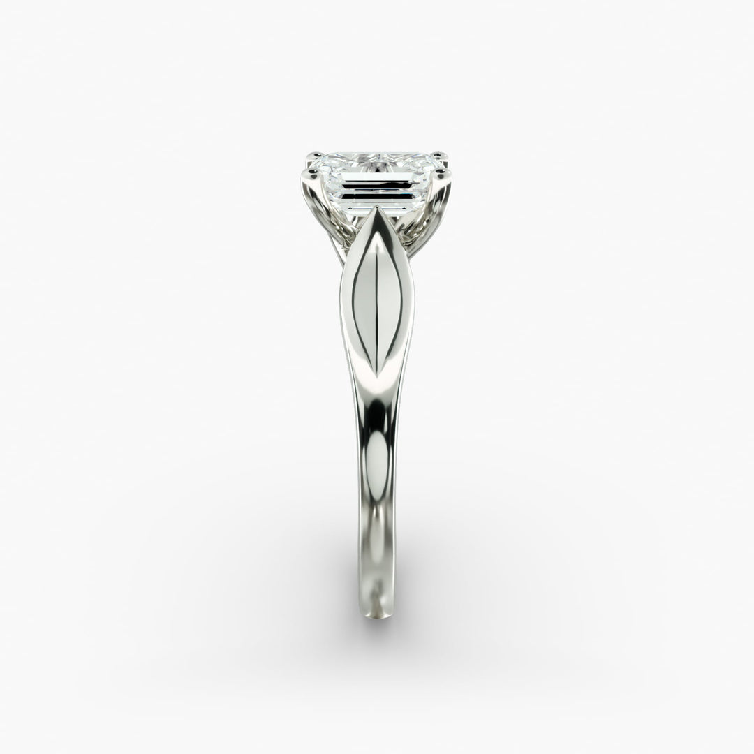 Emerald Lab-Grown Diamond Ring – Leaf Style Design | IGI Certified | 10K/14K/18K Gold