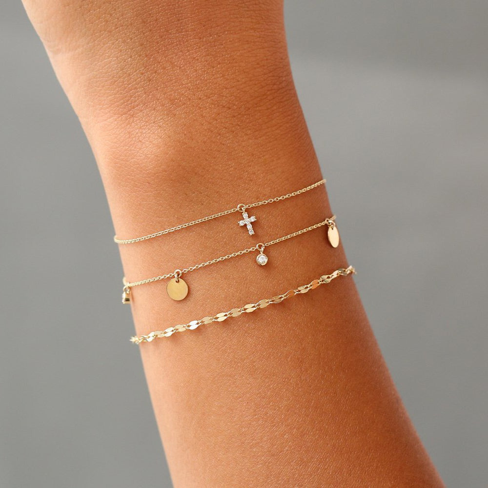 Minimalist Cross Bracelet in Solid Gold with Lab-Grown Diamonds – 0.06 Carat Total Weight