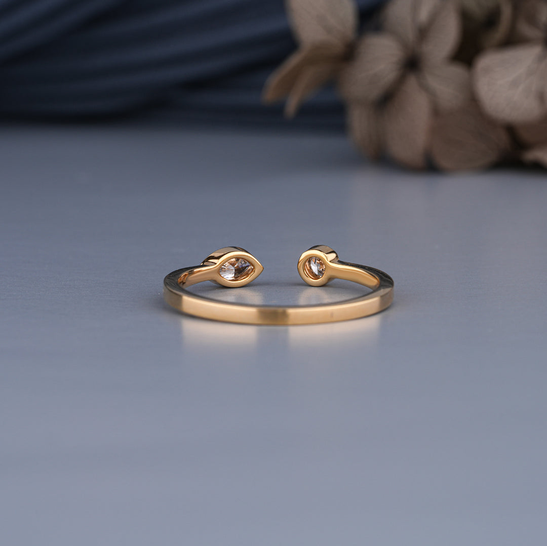 Toi et Moi Lab Grown Diamond Ring – 0.10 ct Marquise + 0.05 ct Round | 10K/14K/18K Gold | IGI Certified