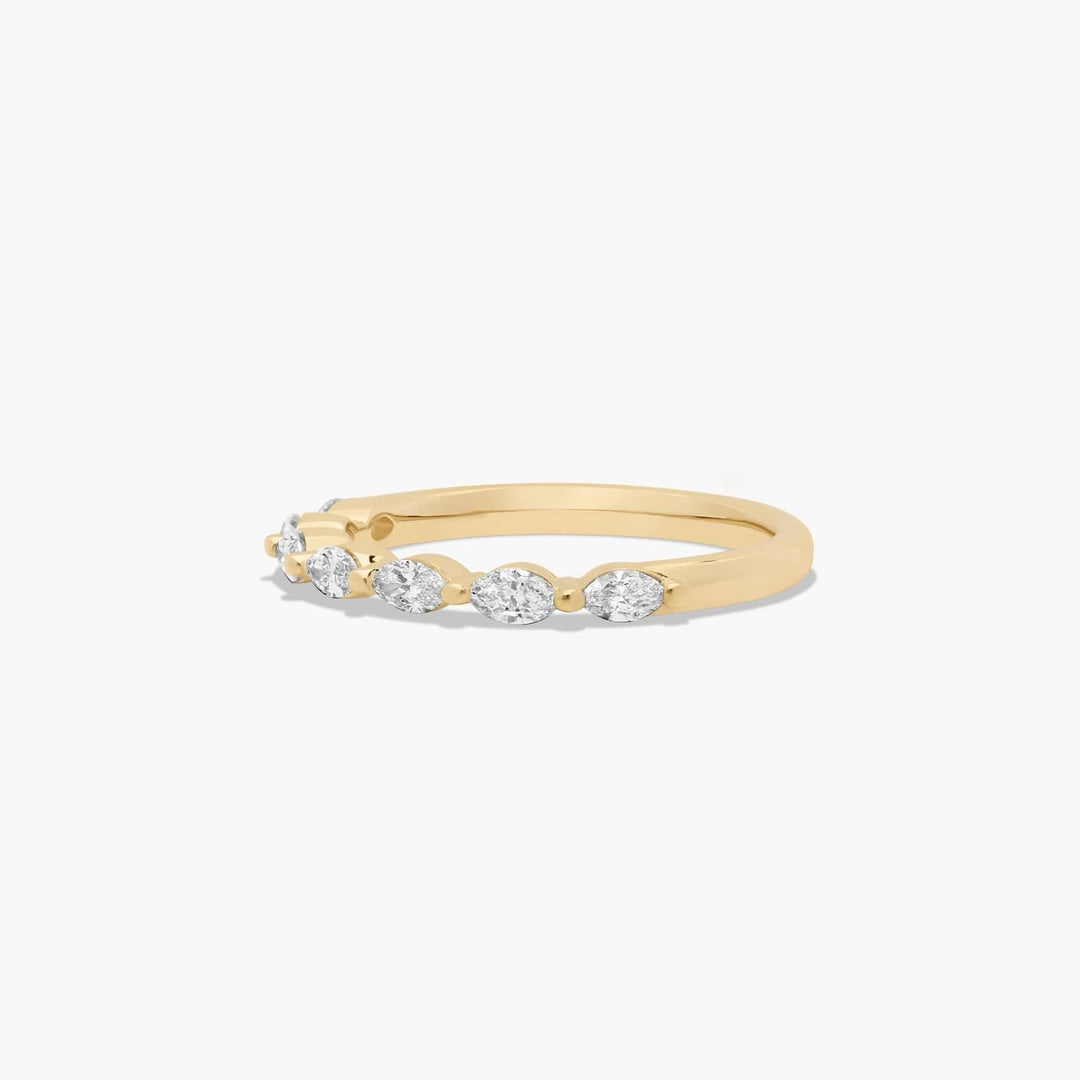 0.32 CT Round Diamond Wedding Band | 7 Stone Shared Prong Ring in Gold