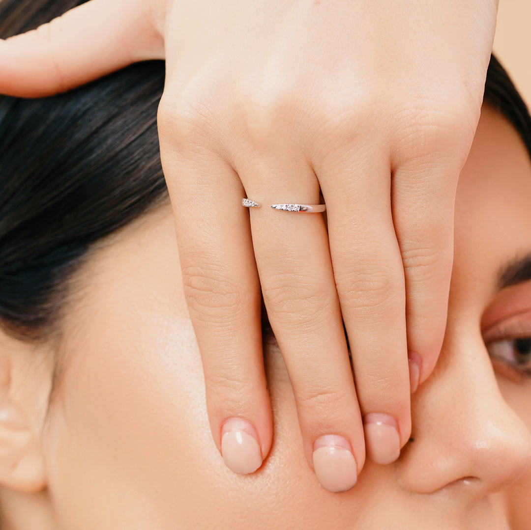 10K Gold Classic Round Cut Open Diamond Ring