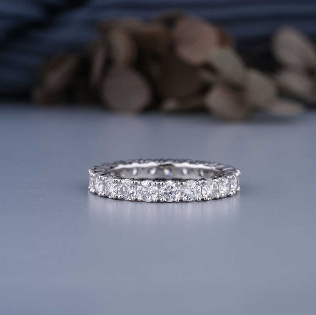 18K White Gold Round Brilliant Cut Diamond Full Eternity Ring