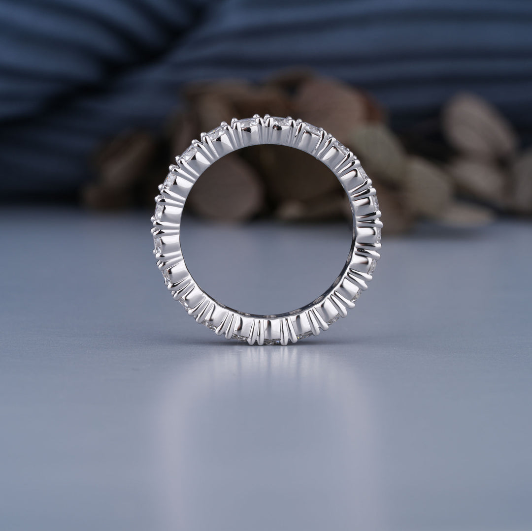 18K White Gold Round Brilliant Cut Diamond Full Eternity Ring