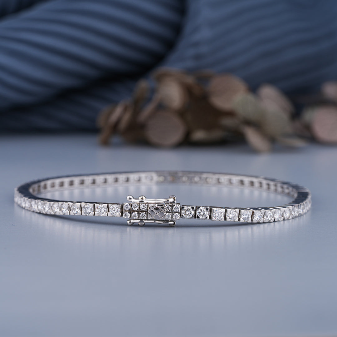 10K White Gold Round Cut Diamond Square Tennis Bracelet