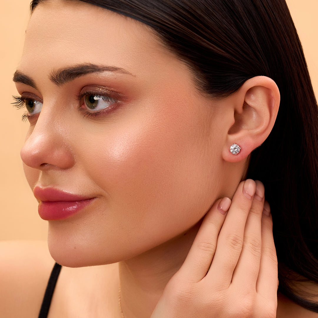 10K Gold Round Diamond Four Prong Stud Earrings