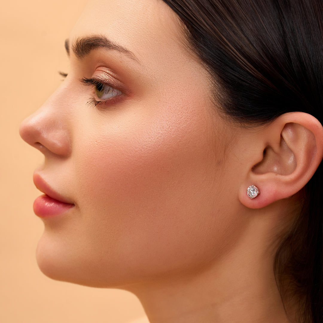 10K Gold Round Diamond Four Prong Stud Earrings