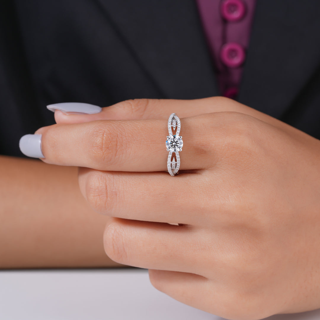 18K White Gold Twisted Infinity Solitaire Diamond Engagement Ring