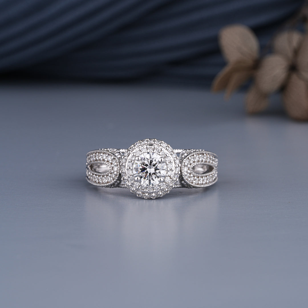 18K White Gold Round Cut Heirloom Milgrain Diamond Engagement Ring