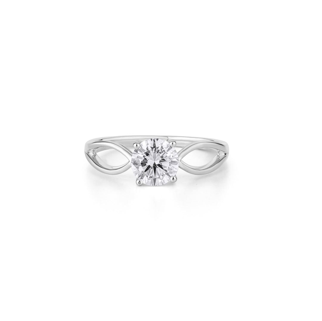 18K Gold Round Cut Diamond Solitaire Engagement Ring