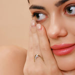 Load image into Gallery viewer, 10K Gold Round Cut V Shaped Diamond Ring
