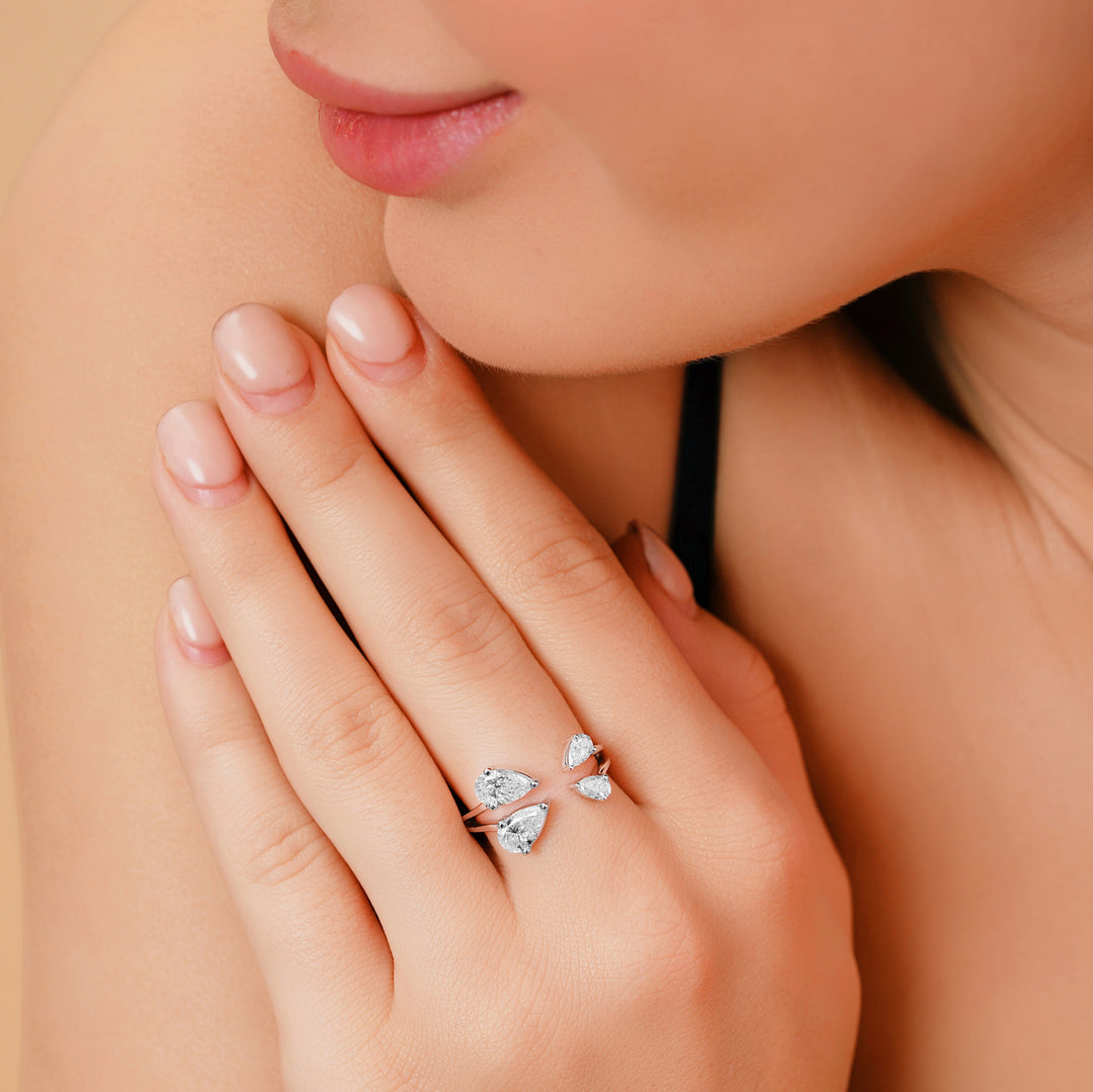 14K Gold Round Cut Twins Diamond Rings
