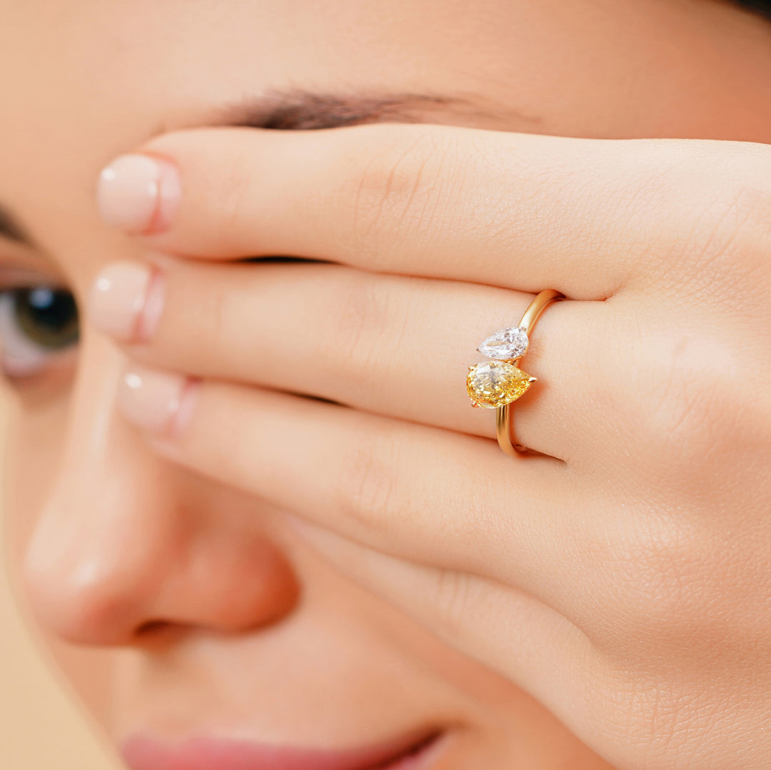 18K Gold Noah Toi Et Moi Lab Diamond Ring