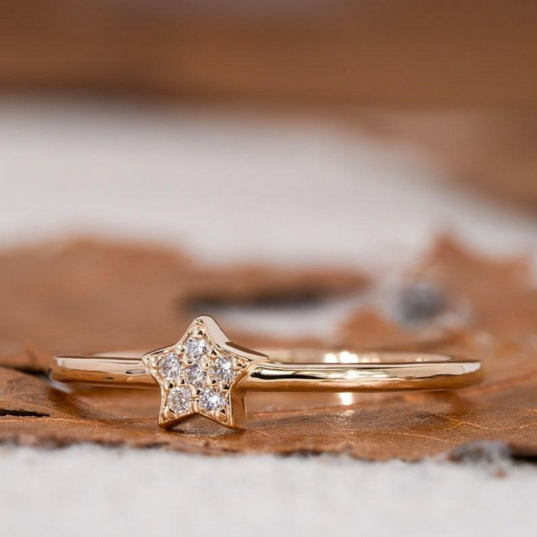 10K Yellow Gold Star Shaped Diamond Ring